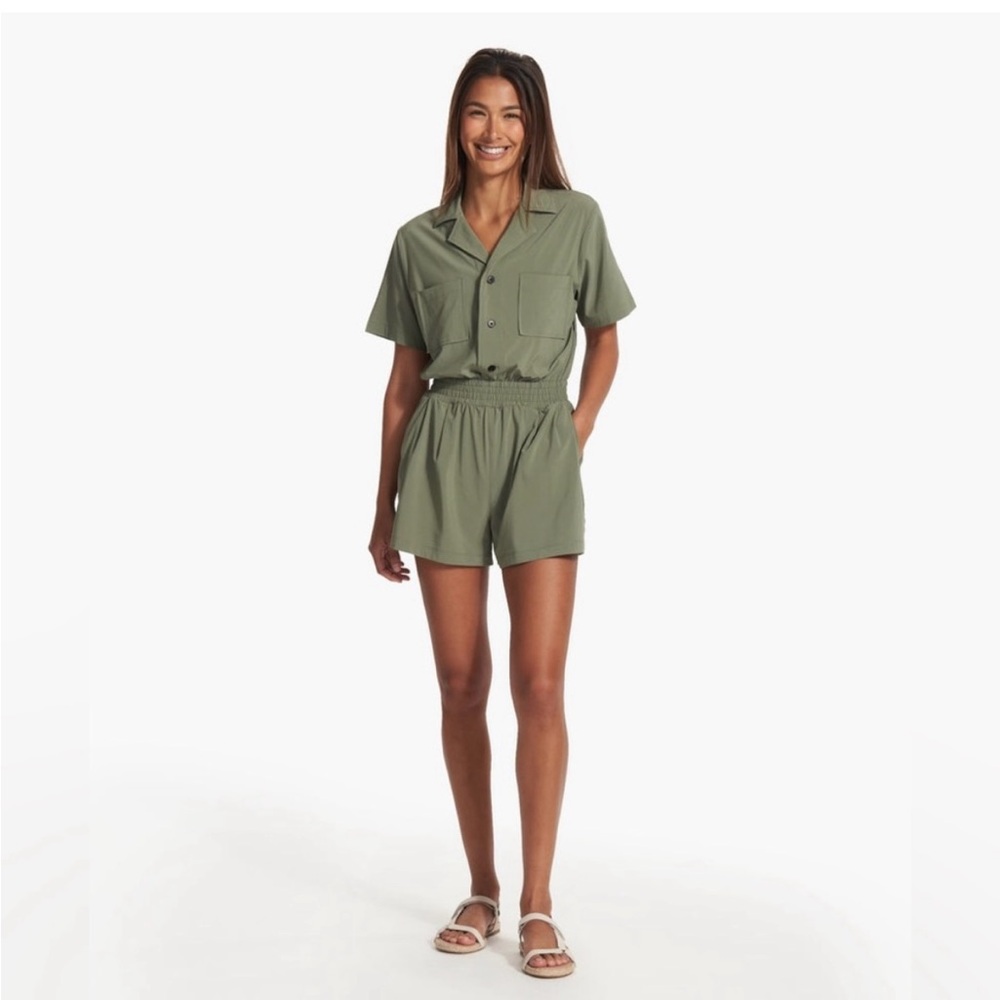 NWT Vuori Villa Lightweight Romper in Pistachio! No longer in stores!